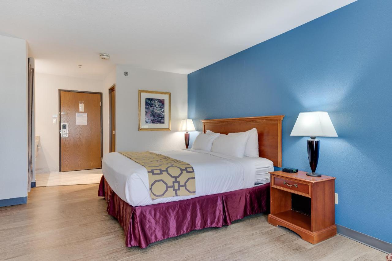 Hotel Baymont By Wyndham Salida Esterno foto