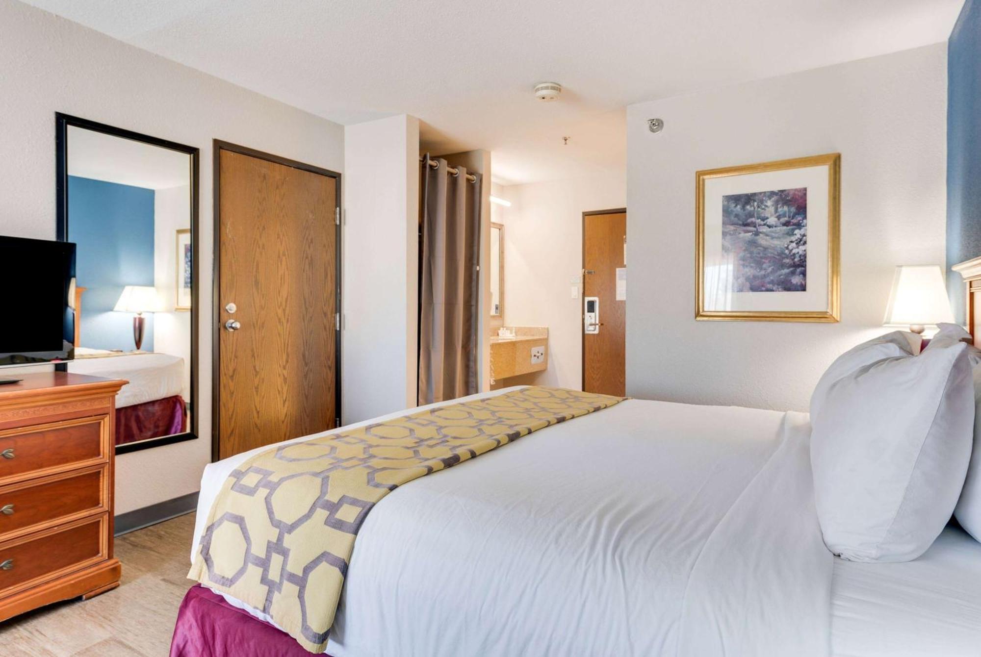 Hotel Baymont By Wyndham Salida Esterno foto