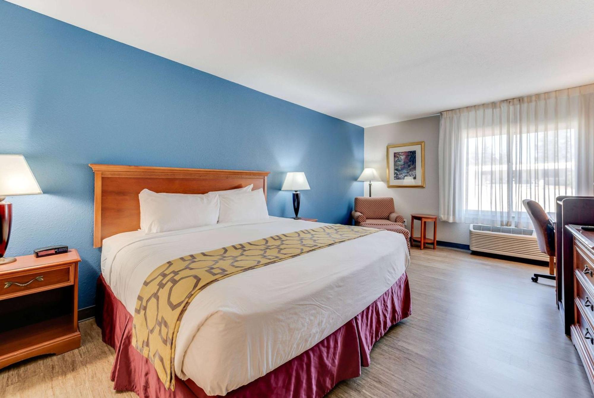 Hotel Baymont By Wyndham Salida Esterno foto