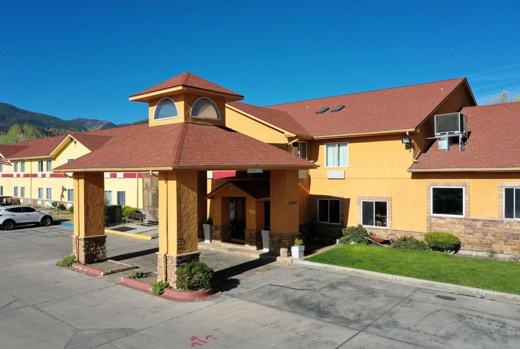 Hotel Baymont By Wyndham Salida Esterno foto